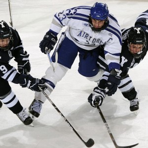 九游电脑版-_户外露营跑：体验大自然的运动盛会_，户外露营活动策划方案