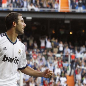 九游娱乐-_技术革新引领：高科技设备帮助运动员提升稳定性_，科技助力运动训练